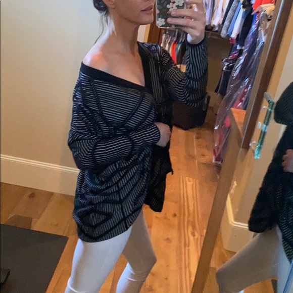 Josie Natori Black & White Cardigan Sweater XS - Picture 1 of 8